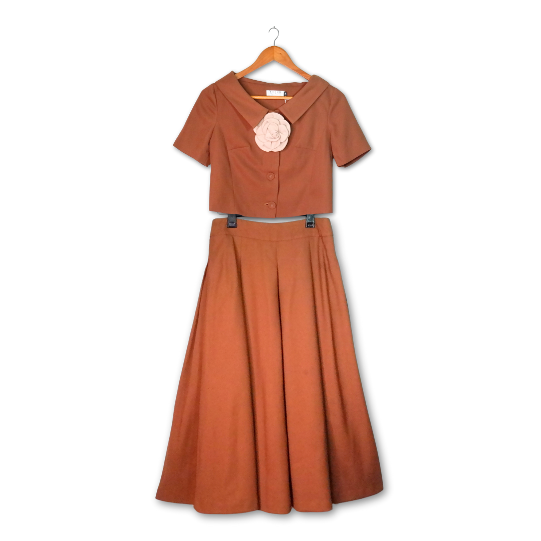 Set đầm hoa hồng kem